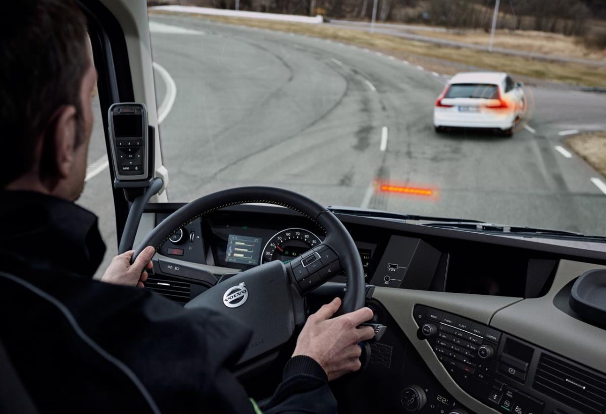 Volvo tar grep i påvente av strengere krav