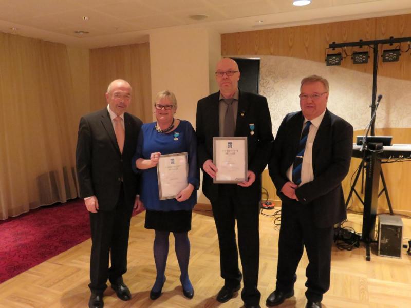 Kari Workinn og Dagfinn Eliassen fikk NLF`s hedersmedalje i sølv