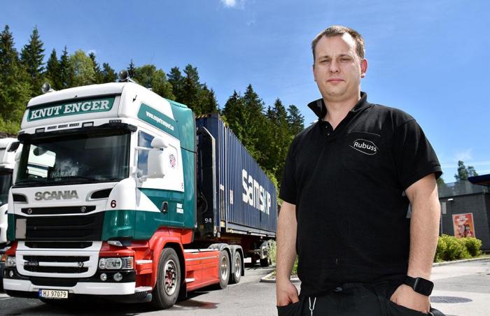 Transportkjøperen må være bevisst sitt ansvar, mener Harald Ottestad (28). Foto: Stein Inge Stølen