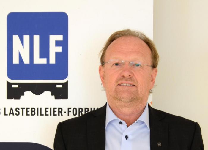 Regionsjef Reidar Retterholt ønsker tungbilfeltet velkommen. Foto: NLF-arkiv