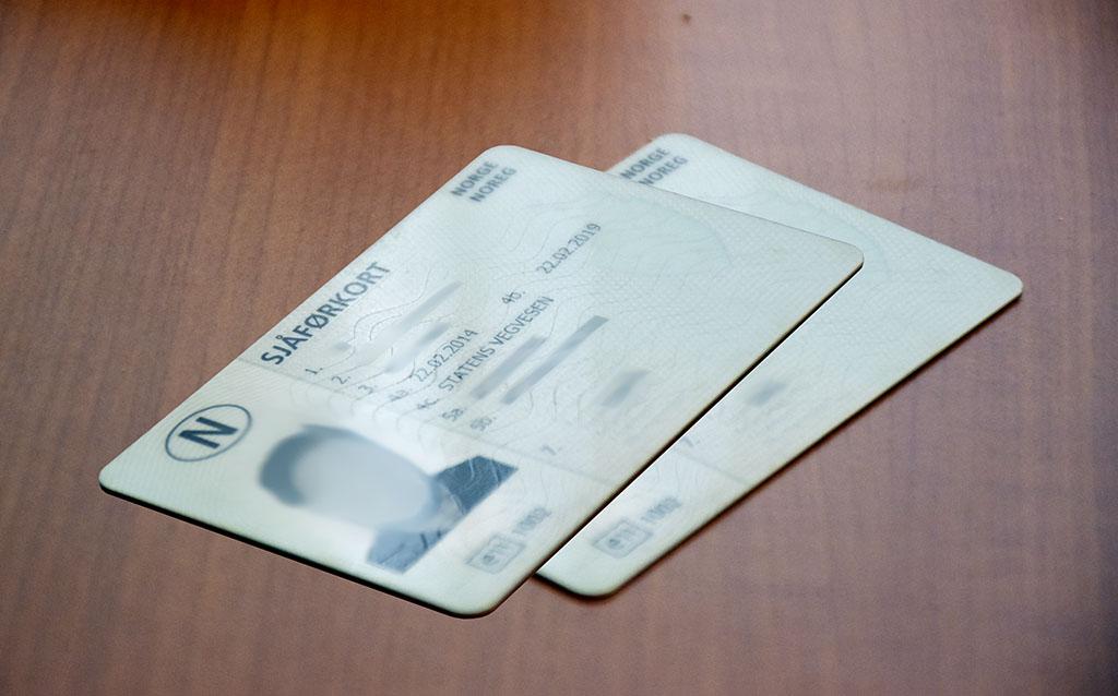 Lærling tatt med doble sjåførkort