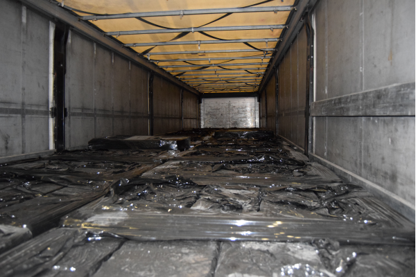 Polsk trailer stoppet med 23 500 liter alkohol i lasten