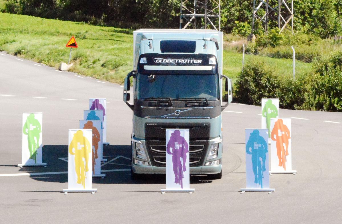 Volvo-rapport: Sikkerheten til myke trafikanter må bedres