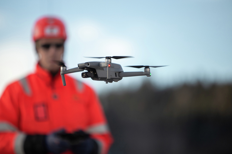 Statens vegvesen redder liv ved hjelp av droner  