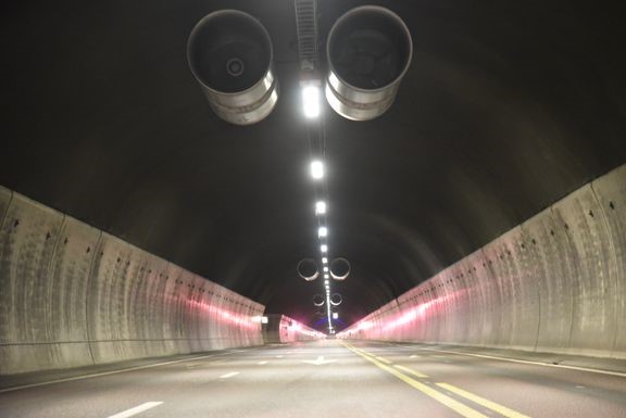 Oslofjordtunnelen åpner for tungbiler døgnet rundt