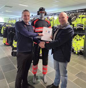 Pål  Edvin Joakim Olsen fra NLF Finnmark og Raymond Rødberg fra Vernesentret 