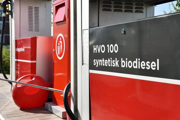 Ved å bruke syntetisk biodiesel, kan CO2-utslippet fra vegtransporten reduseres betraktelig. Foto: Stein Inge Stølen