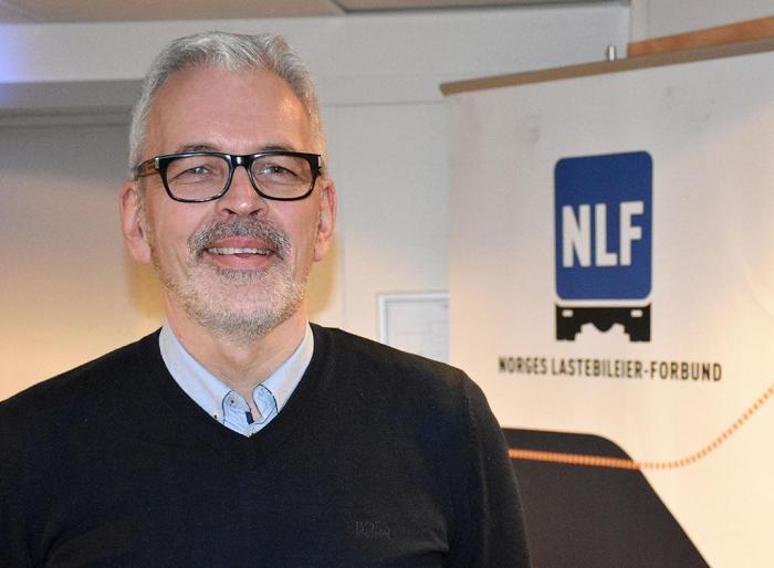 NLFs tekniske fagsjef Dag Nordvik håper myndighetene på sikt også innfører gebyr ved mindre overlast enn 500 kg. Foto: Stein Inge Stølen