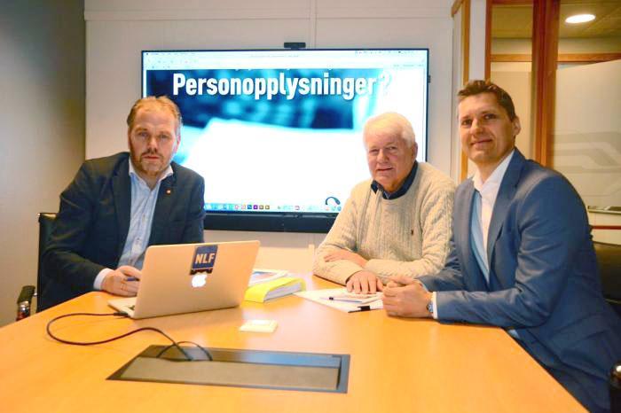 Kjell Olafsrud, Inge Børli og Skjalg R. Halvorsen står bak veilederen som blir å finne på lastebil.no. (Foto: Jan Harry Svendsen)