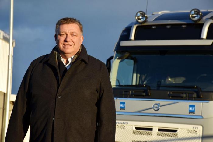 NLF-direktør Geir A. Mo ønsker nye sjåfører velkommen til yrket. Foto: Stein Inge Stølen