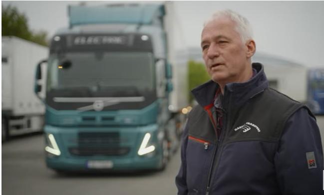 KJEMPER:  – For oss har det blitt en prinsipiell sak, sier Kai Hagen, daglig leder i Hagens Transport. Foto: Vovlo Trucks