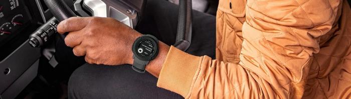 FOR YRKESSJÅFØRER: Garmin har utviklet en smartklokke for yrkessjåfører. Foto: Garmin