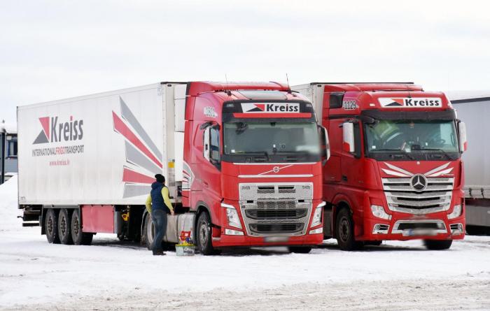 Kreiss nekter å oppgi hva sjåførene får betalt per time under kabotasjeoppdrag i Norge. Foto: Stein Inge Stølen