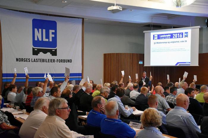 Under NLFs landsmøte i Alta ble forbundets representanter enige om fremtidige satsingsområder. Foto: Stein Inge Stølen