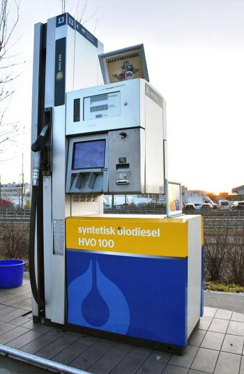 Statoil leverer allerede et fullverdig biodrivstoff til tungbil. HVO100 selges på flere stasjoner på østlandet. Foto: Stein Inge Stølen