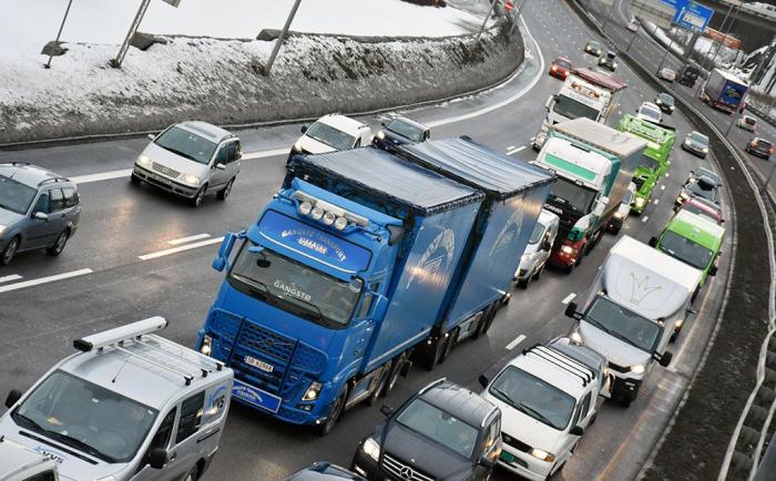 Transportnæringen i Norge står fortsatt sterkt. 42 prosent av bedriftene har planer om å oppgradere bilparken i år. Foto: Stein Inge Stølen
