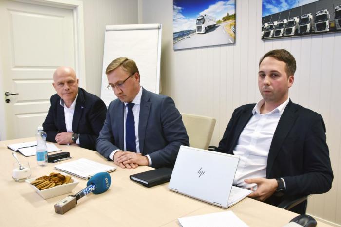 Vladas Stoncius Junior (til høyre) er utpekt som personlig ansvarlig for overtredelsene i Vlantana Norge av advokatbyrået Andersen & Bache-Wiig. Foto: Stein Inge Stølen