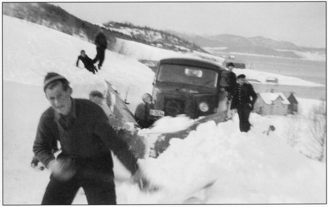 Snøbrøyting anno 1947