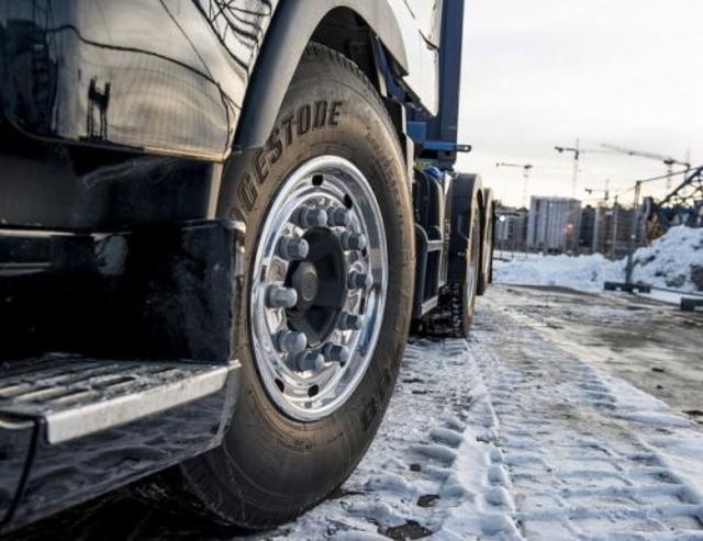 Utenlandske vogntog opptar folk, og dermed media