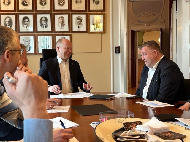 Diskuterte dieselprisene med finansministeren