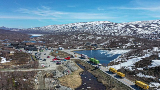 Viktig markering på Strynefjellet i går, og målet er krystallklart; Riksvei 15 over Strynefjellet skal inn på Nasjonal Transportplan!