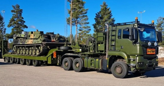 Forsvaret ruller tungt inn på Transportmessa