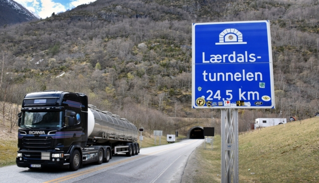 Stengingen av Lærdalstunnelen skaper bekymring for rekrutteringen  