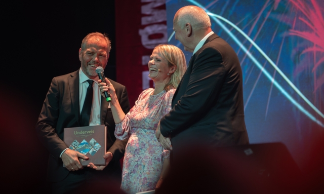 NLFs jubileumsbok på vei hjem til alle medlemmer 