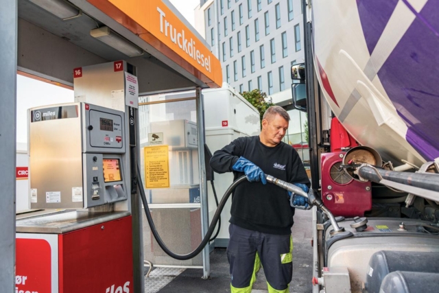 Reagerer på høye drivstoffpriser