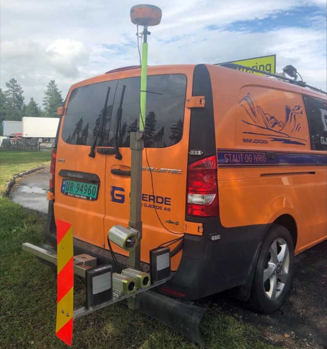 Kontrollerer rekkverk på rekordtid