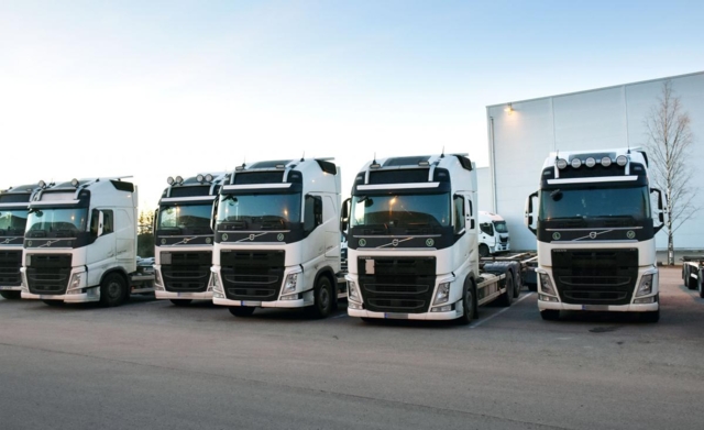 Har tatt beslag i lastebiler og sperret kontoer hos Vlantana Norge