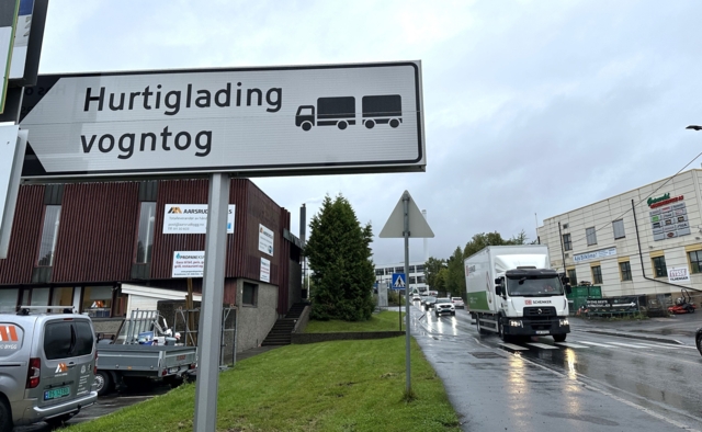 Ny støtte til 10 hurtigladere for tunge kjøretøy i Oslo