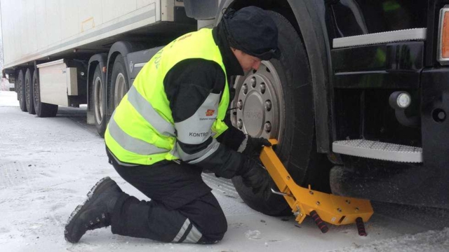 Får låse fast de kriminelle