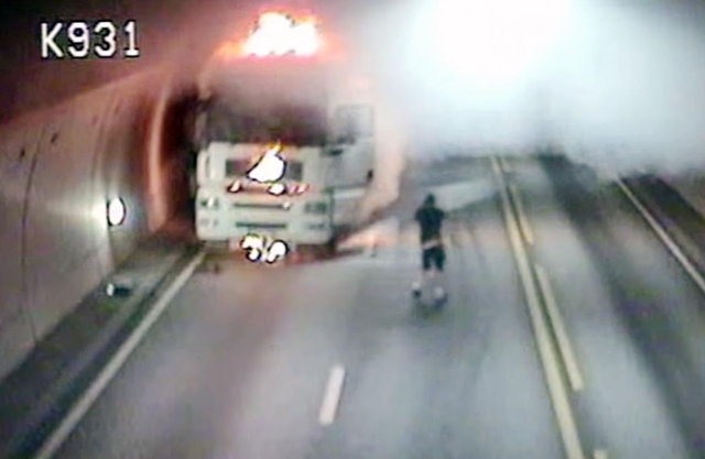 Trosser ekspertenes anbefalinger - velger tunnel