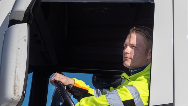 Ung i transport:  - Denne jobben gir meg mange muligheter