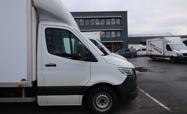 Nye krav til varebilsjåfører: HMS-kort blir påbudt fra 2026 