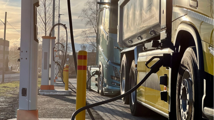 BYGGER UT LADENETTET I OSLO:  I perioden 2022-2024 ble det gitt tilsagn til ni ladestasjoner med totalt 65 ladepunkter. Foto: Oslo Kommune