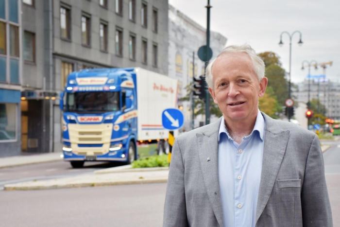 Seniorrådgiver Olav G. Hermansen ønsker velkommen til tariff- og arbeidsgiverkonferansen 2020. Foto: Stein Inge Stølen