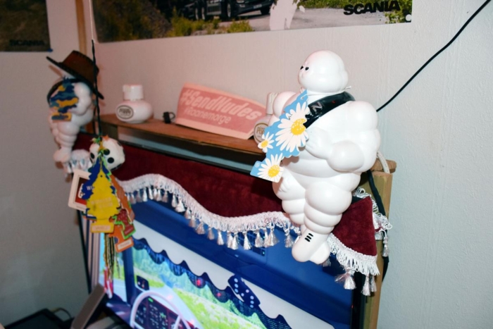 Hein Høljeneset er opptatt av å ha ting på stell. Da må selv de minste detaljene være i orden. Foto: Stein Inge Stølen