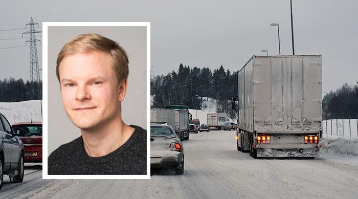 TØI-forsker Askill Harkjerr Halse tror en forsinkelse i størrelsesordenen vi så mandag morgen kan koste samfunnet flere millioner kroner. Foto: TØI / Stein Inge Stølen