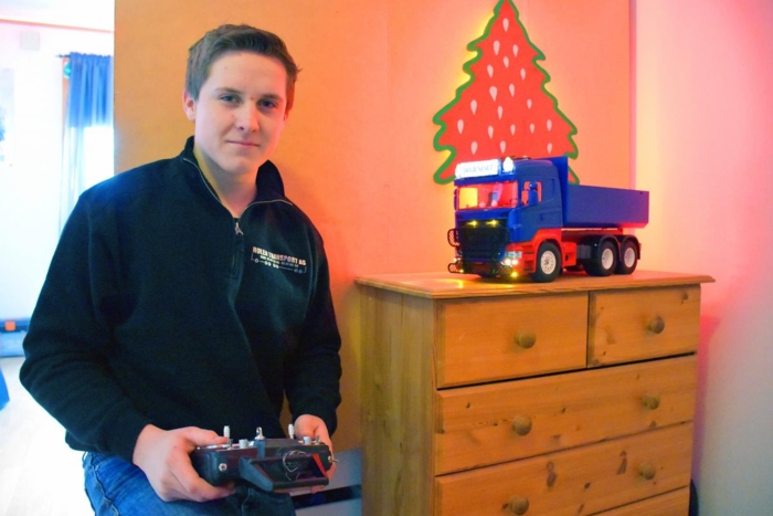 Hein Høljeneset, 15 år og klar for transportyrket. Foto: Stein Inge Stølen