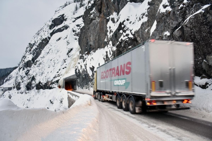 Det finnes flere flaskehalser på E16. Heldigvis skal også vegene ved Kvamskleiva utbedres innen kort tid. Foto: Stein Inge Stølen
