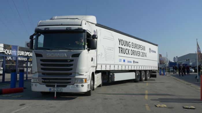 Konkurransefordon i størrelse ekstra large