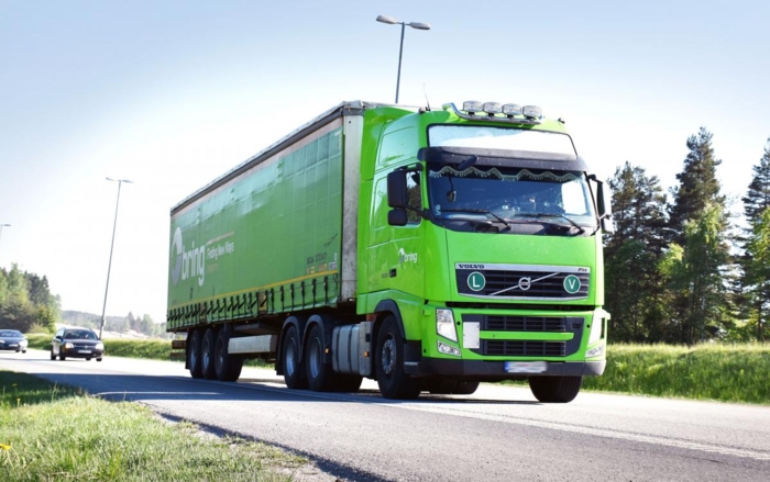 Hvis forslaget får gjennomslag må for eksempel biler fra Bring Trucking tilbake til Slovakia etter endt kabotasjekjøring. Foto: Stein Inge Stølen