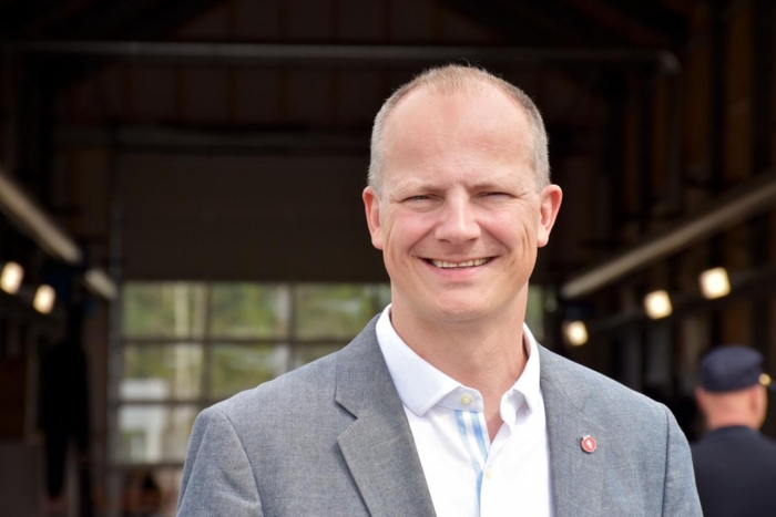Samferdselsminister Ketil Solvik-Olsen klippet snoren og åpnet nye Ørje kontrollstasjon denne uken. Foto: Stein Inge Stølen