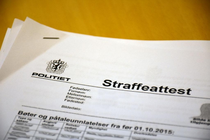 Politiet har lovet å få ned behandlingstiden på attester. I fjor høst var denne oppe i 7-8 uker. Illustrasjonsfoto: Stein Inge Stølen