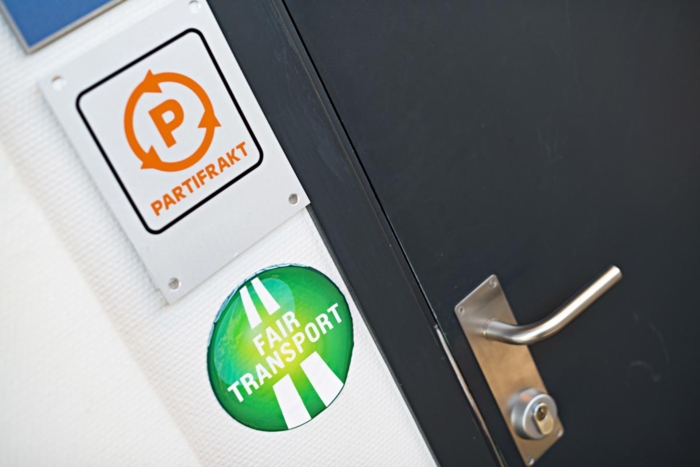 MILJØVENNLIG: Partifrakt drifter 20 biler, herav sju som går på biogass. Målet er å kun kjøre på fornybar energi innen 2023. Foto: Jamieson Pothecary