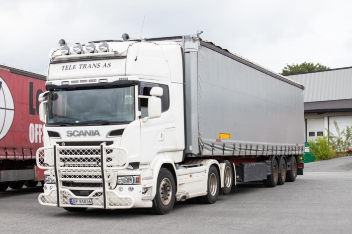 - Andre trafikanter aner ikke hvor store dødvinkler det er på en lastebil, sier Ingvar Haugo. Foto: André Kjernsli