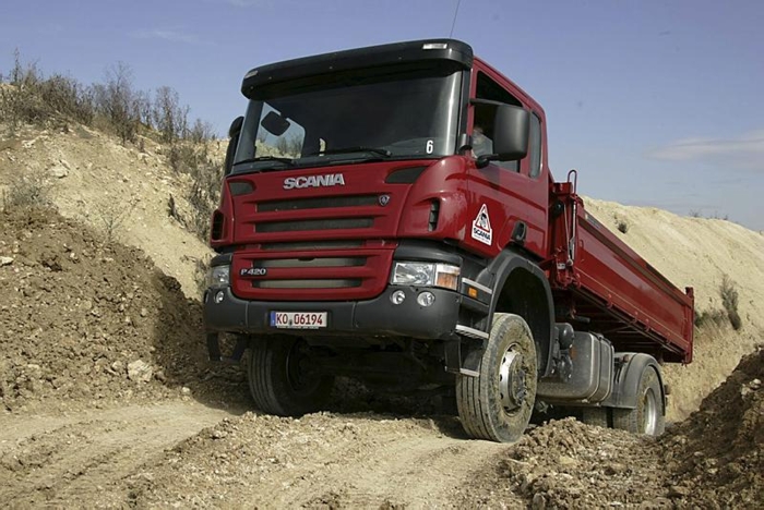 Utgangspunktet: En toakslet Scania 4x4 som denne ble videre tilpasset hos Laxå Special Vehicles. Foto: Scania