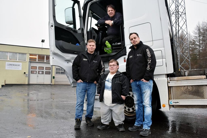 Lørenskog Distribusjon og Lager oppfordrer andre arbeidsgivere til å tørre å satse på ansatte med spesielle behov. Foto: Stein Inge Stølen